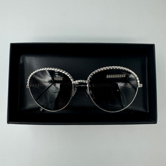 CHANEL Sliver Chain Sunglasses