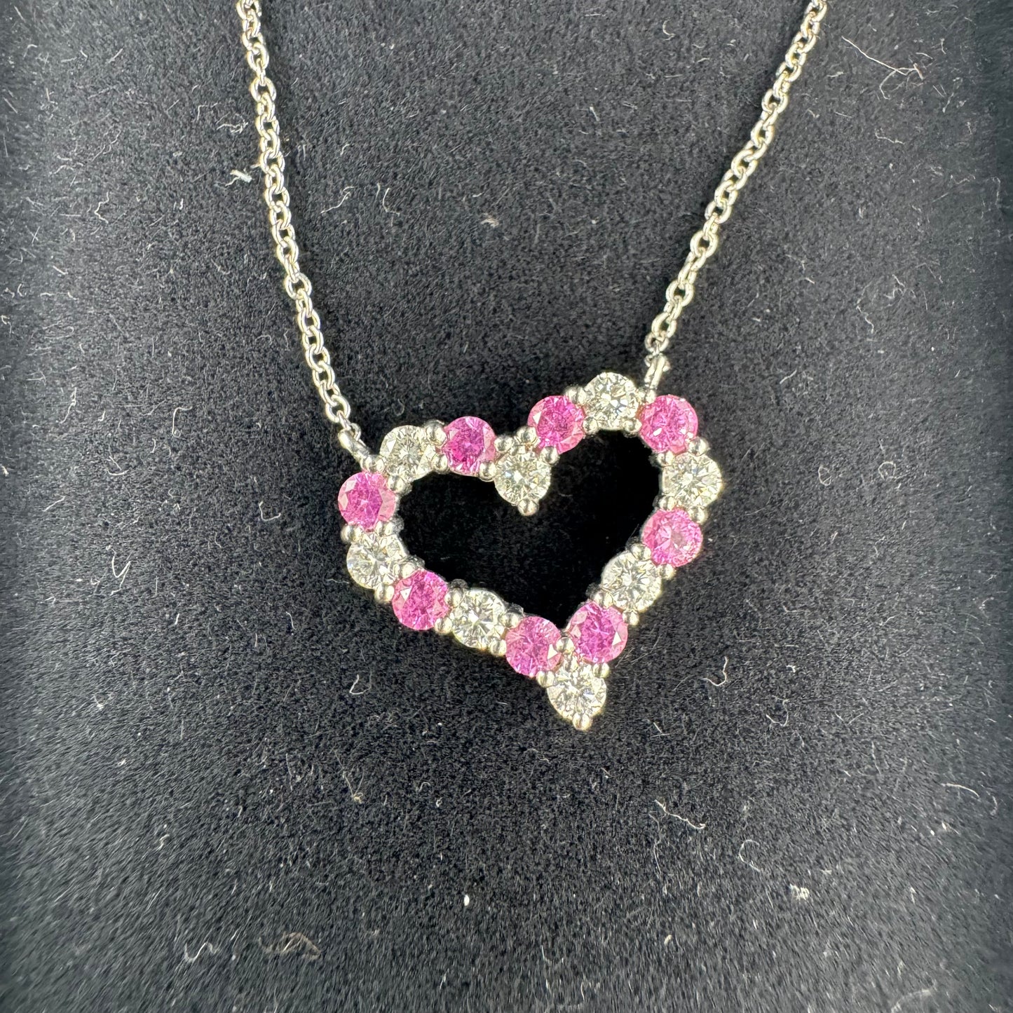 TIFFANY & CO. Heart-shaped 18K Rose Gold Necklace