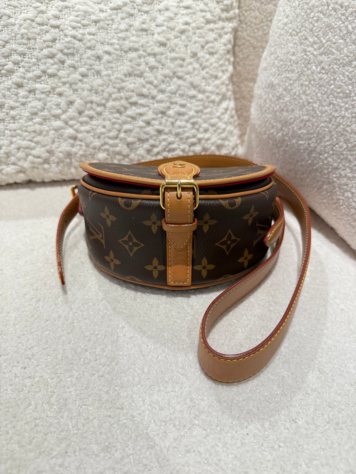 LOUIS VUITTON TAMBOURIN MONOGRAM CANVAS