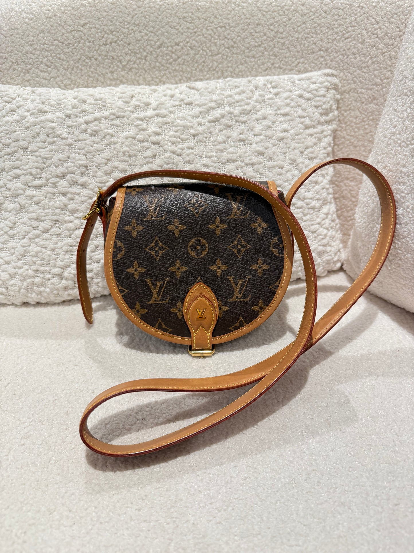 LOUIS VUITTON TAMBOURIN MONOGRAM CANVAS