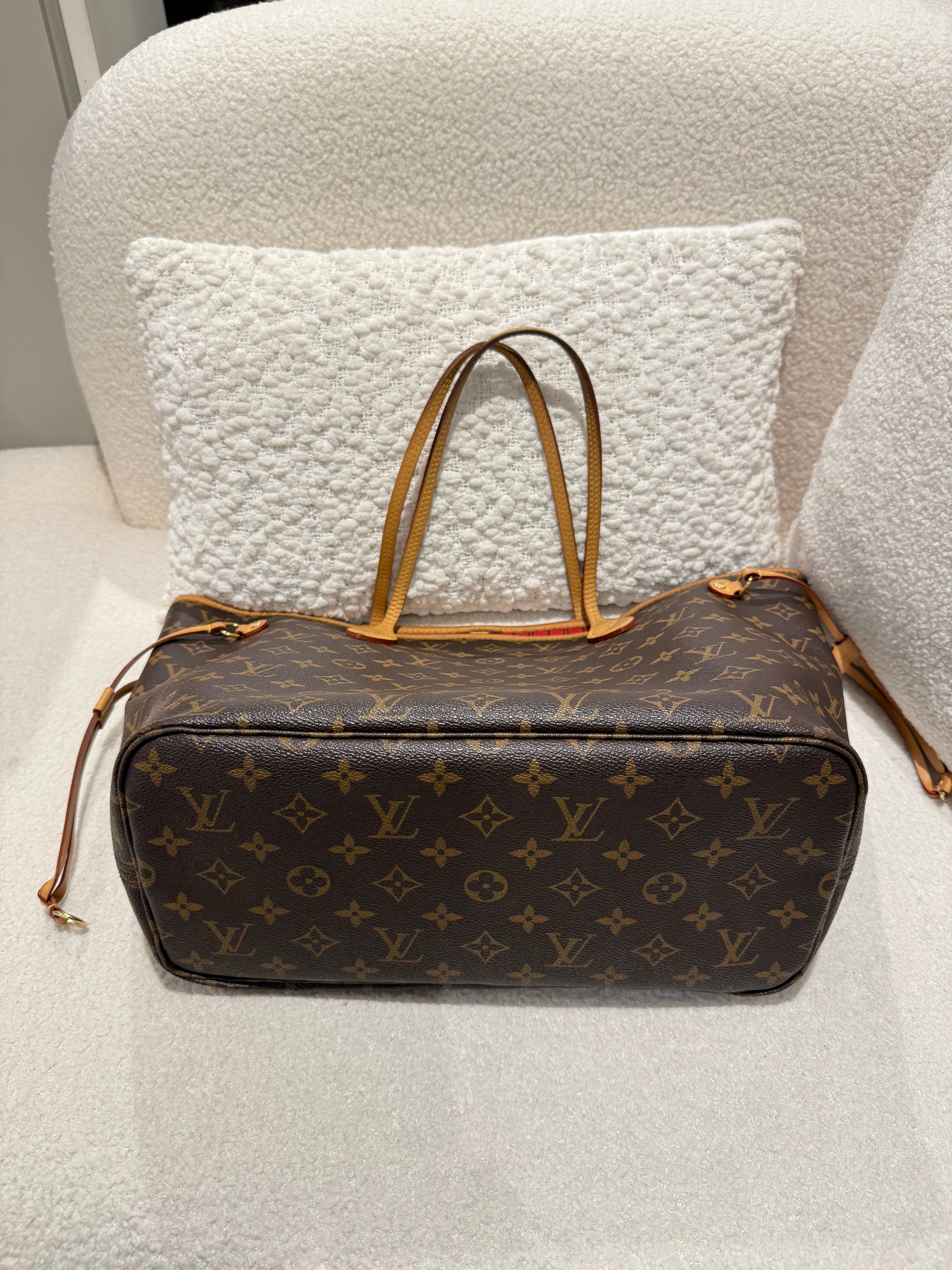 Preloved louis vuitton neverfull mm hotsell