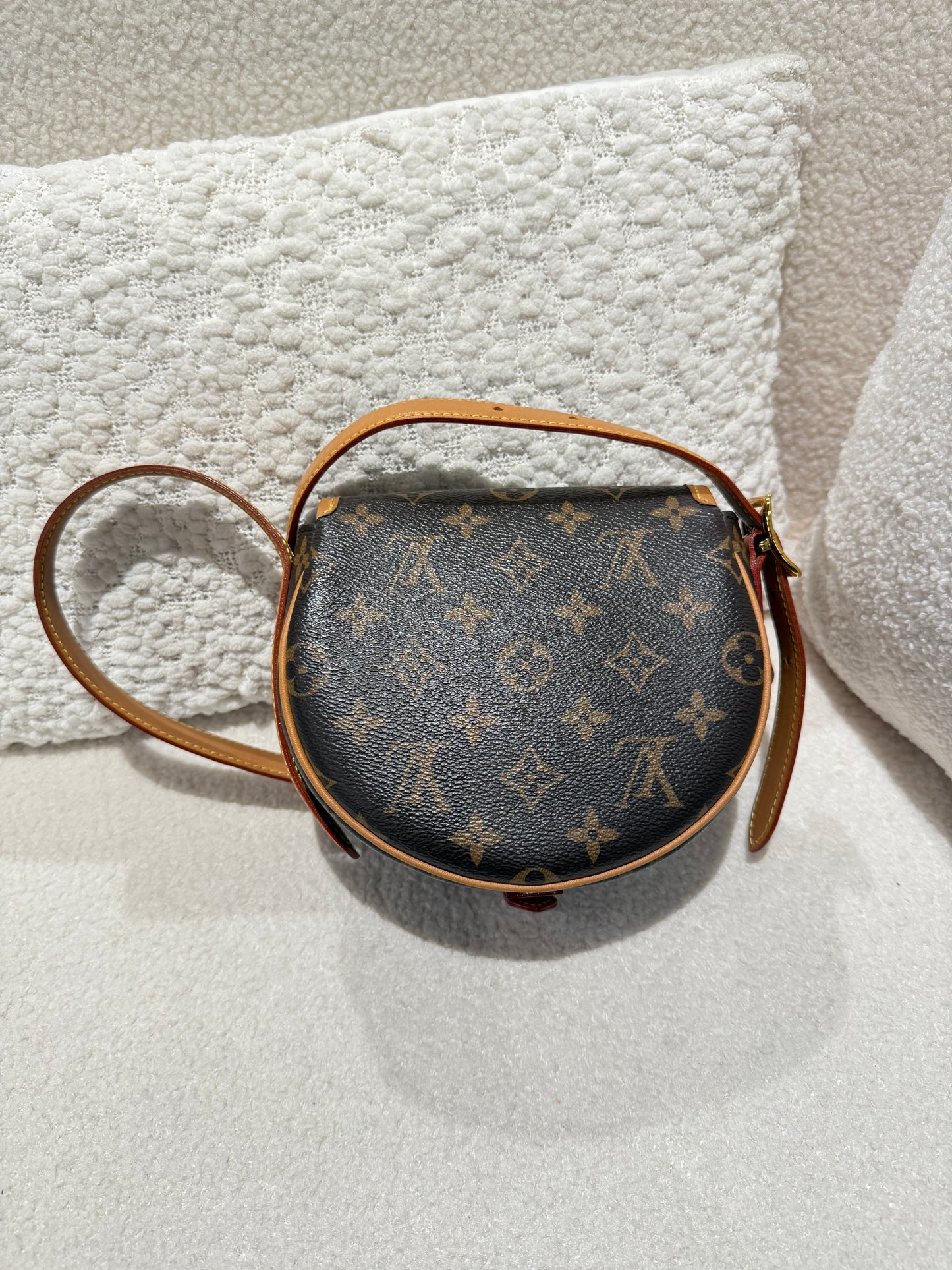 LOUIS VUITTON TAMBOURIN MONOGRAM CANVAS