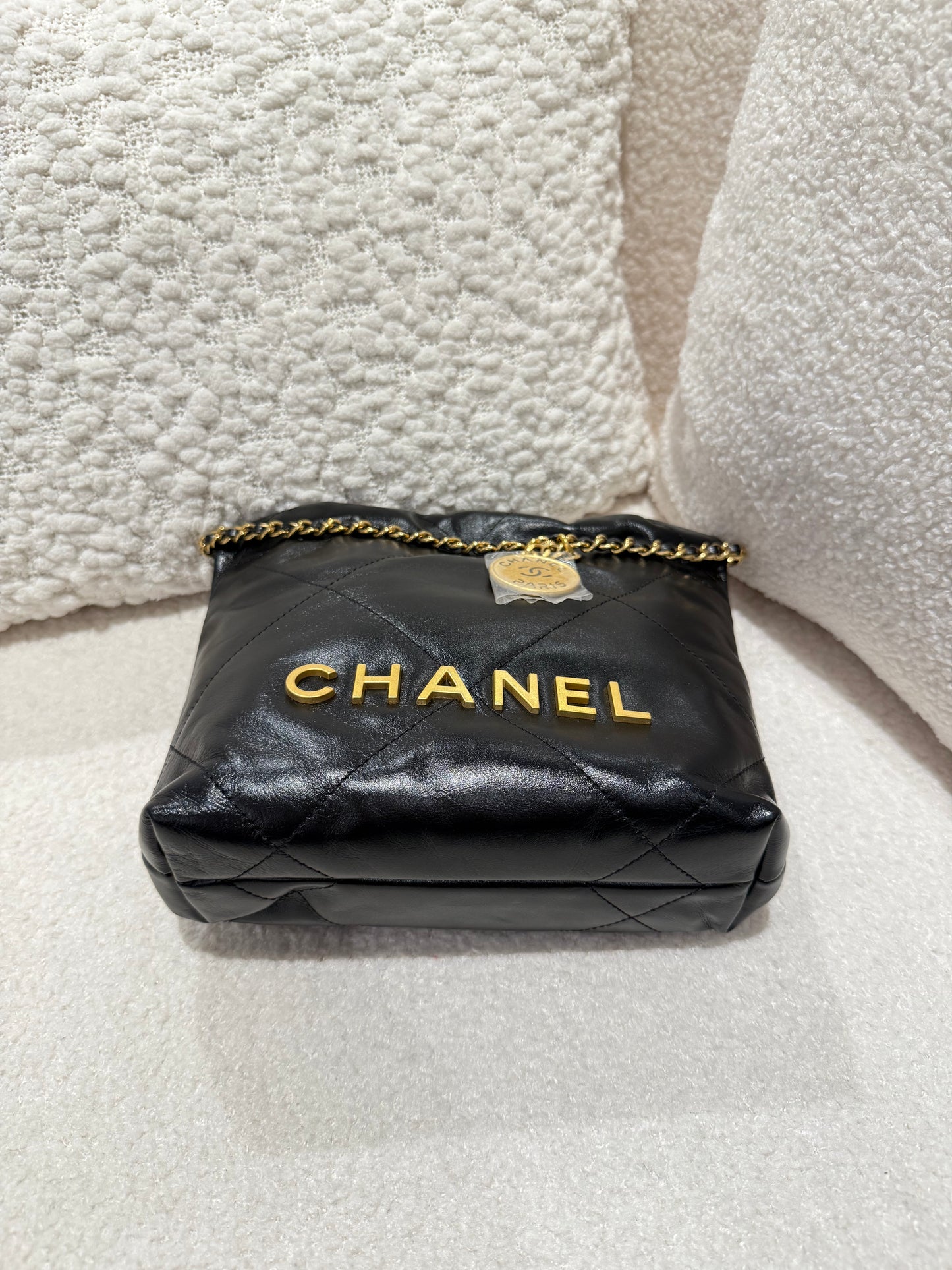 CHANEL MINI 22 BAG SHINY CALFSKIN BLACK BRUSHED GHW (MICROCHIP)