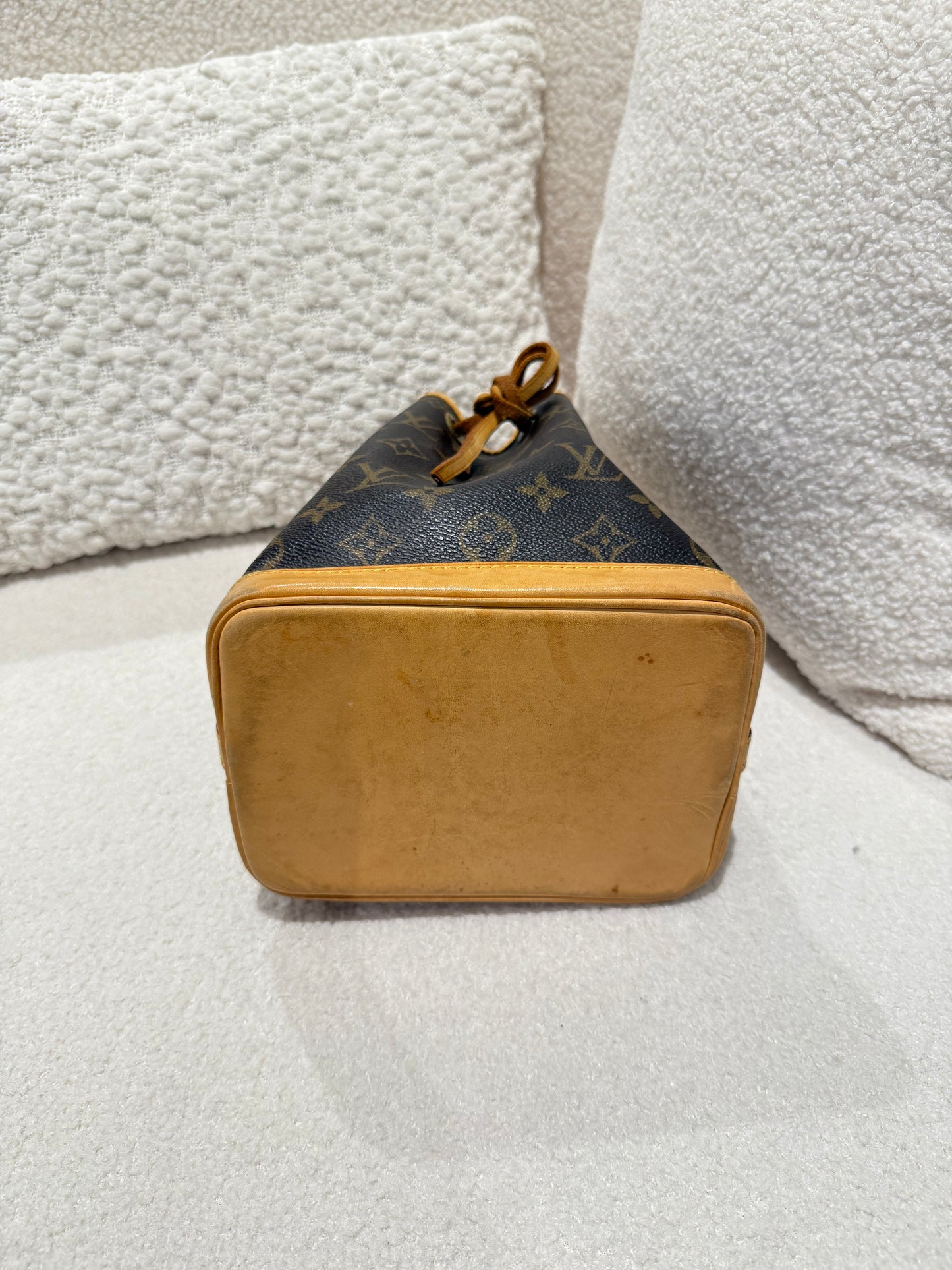 LOUIS VUITTON PETIT NOE MONOGRAM CANVAS