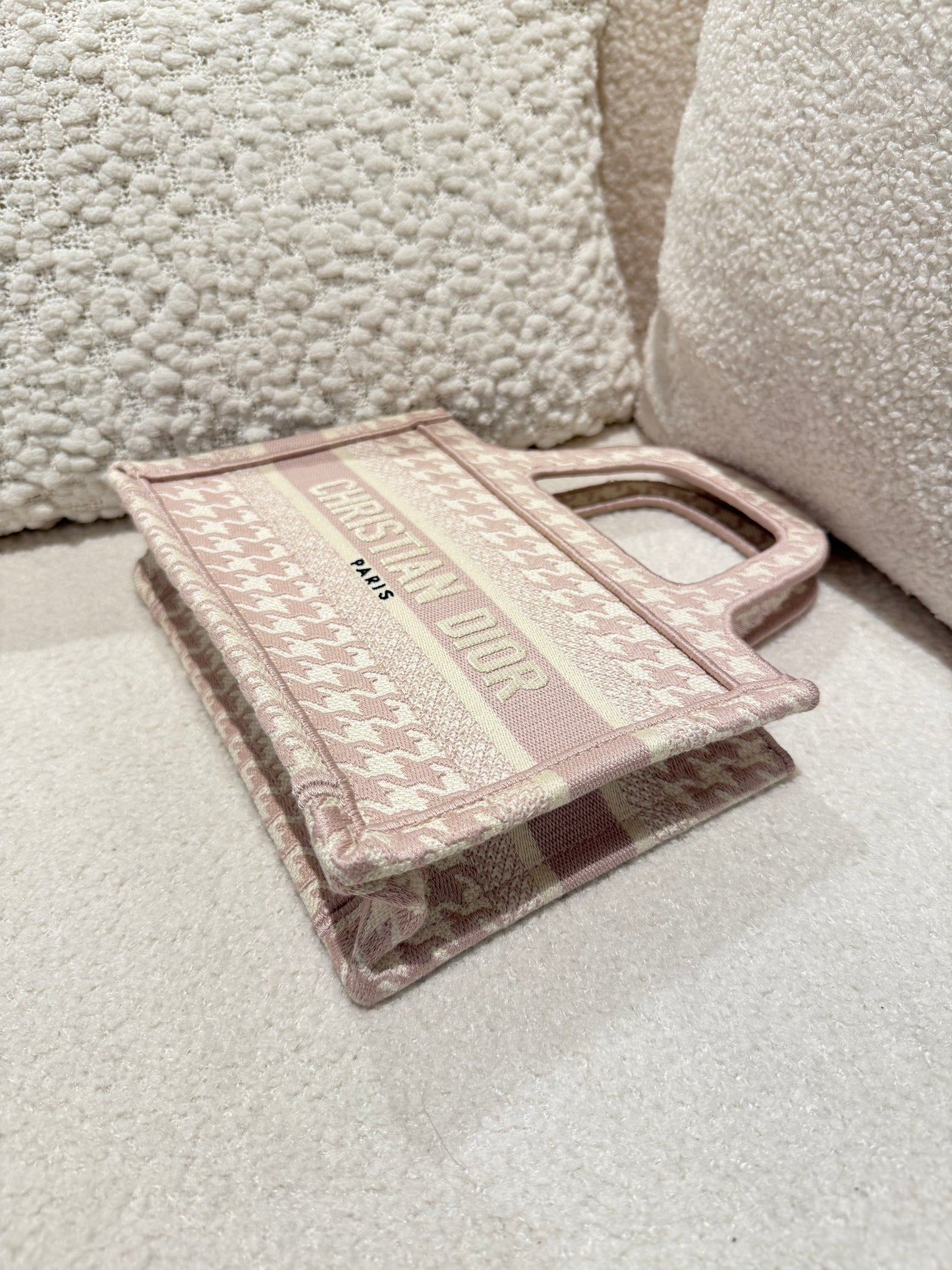 CHARISTIAN DIOR  OBLOQUE MINI BOOK TOTE ROSE DES VENTS MULTICOLOR