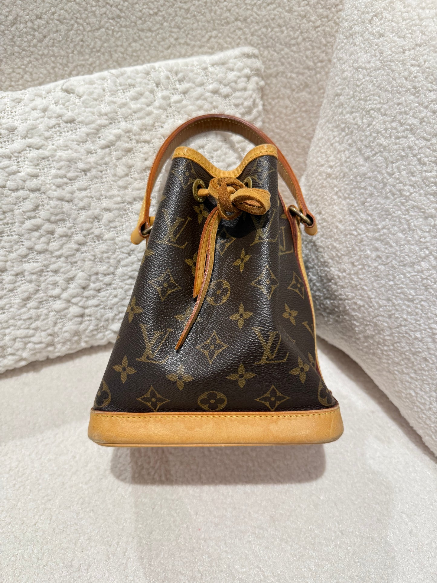 LOUIS VUITTON PETIT NOE MONOGRAM CANVAS