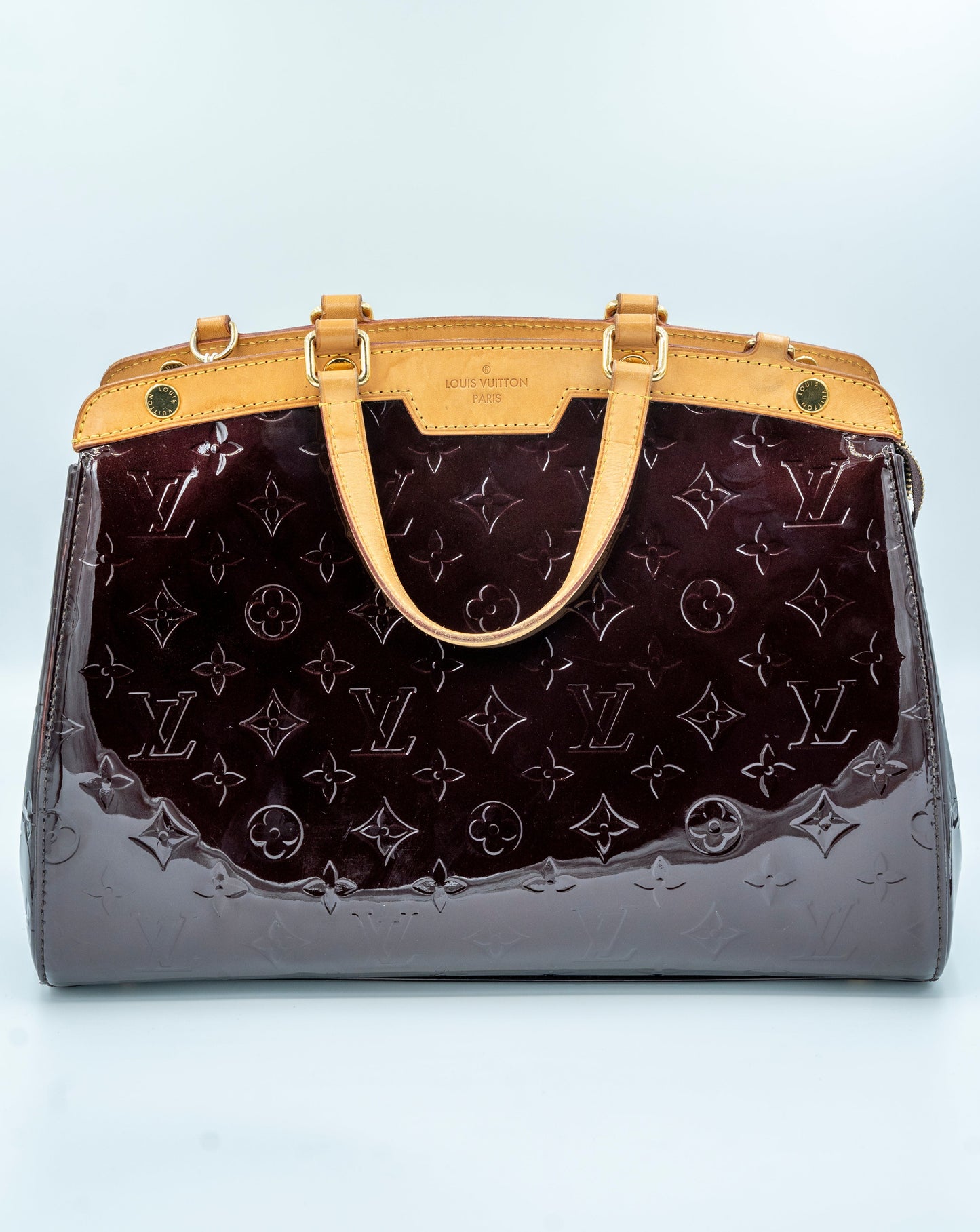 LOUIS VUITTON AMARANTE MONOGRAM VERNIS BERA MM BAG