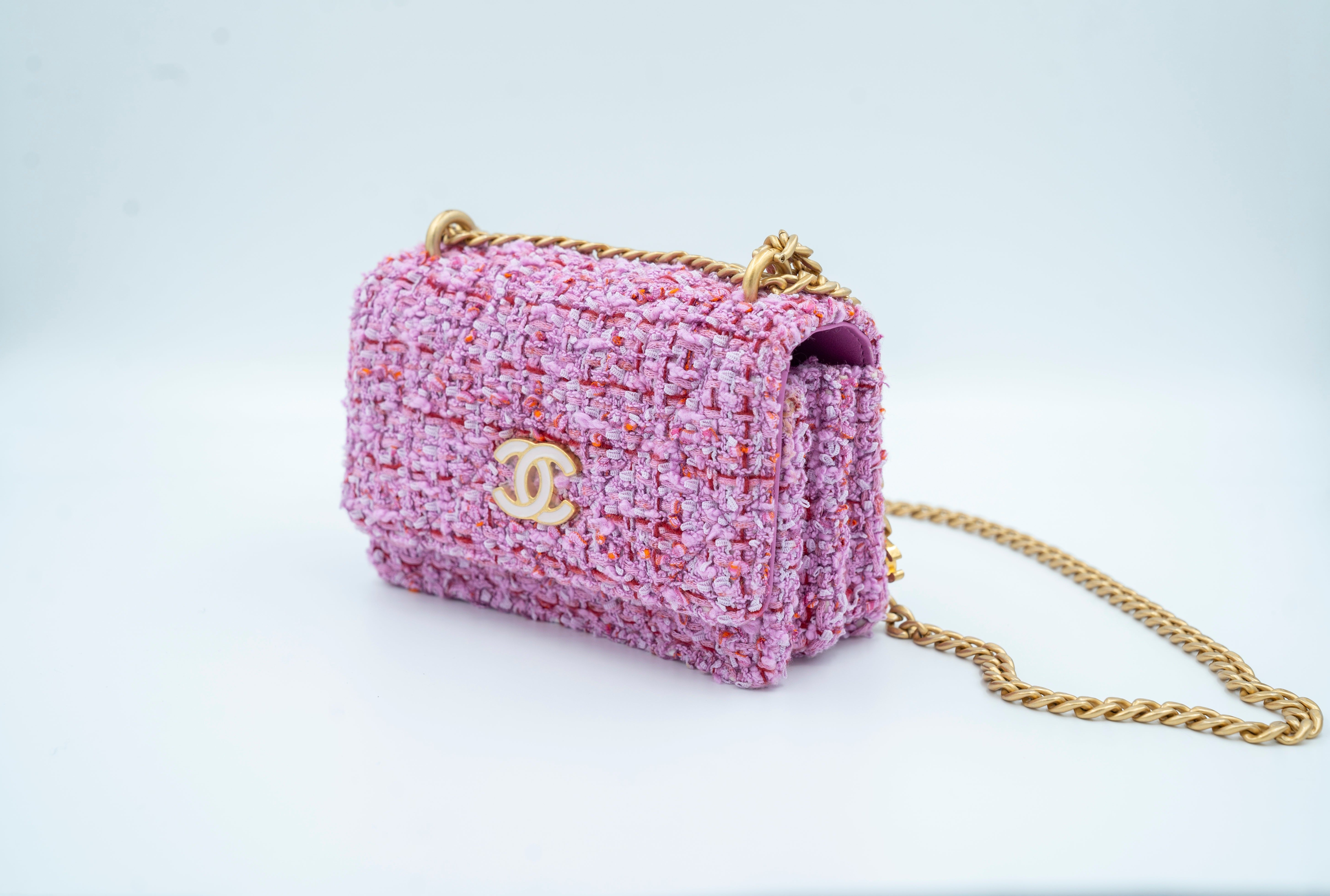 CHANEL 22P SQUARE FLAP BAG TWEED PINK WITH PINK HARDWARE FancyFairy Second Hand Designers Luxury consignment store in Australia