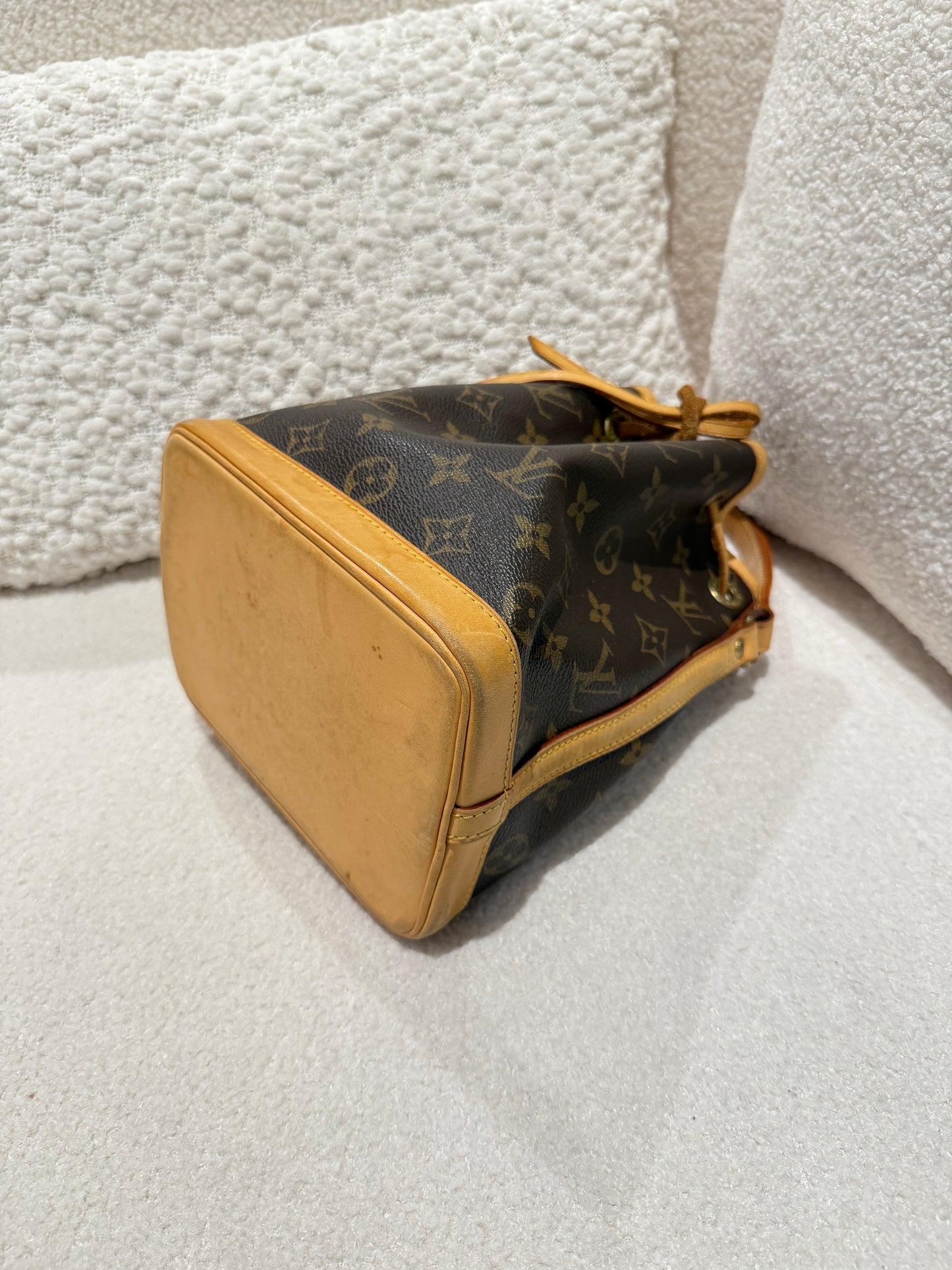 LOUIS VUITTON PETIT NOE MONOGRAM CANVAS