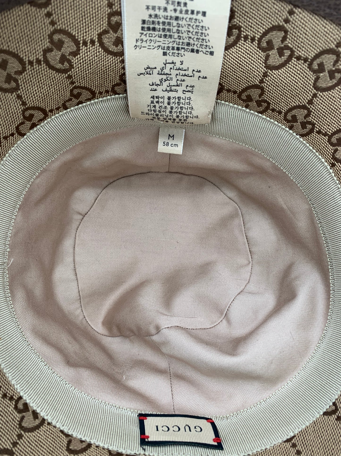 Gucci GG CANVAS BUCKET HAT