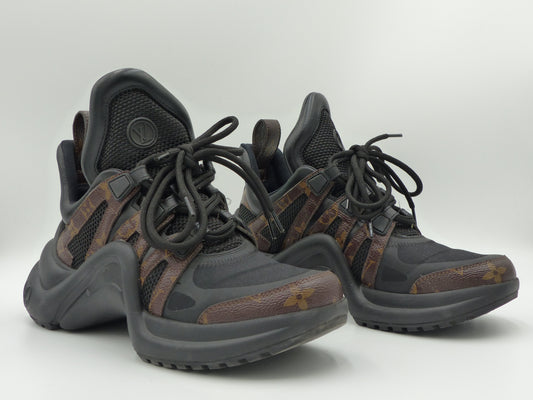 LOUIS VUITTON Calfskin Patent Monogram LV Archlight Sneakers 38.5 Black  1165430