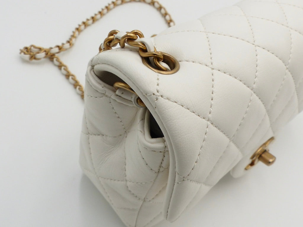 Chanel Lambskin Quilted Mini CC Pearl Crush Rectangular Flap Pink   Shop  giày Swagger